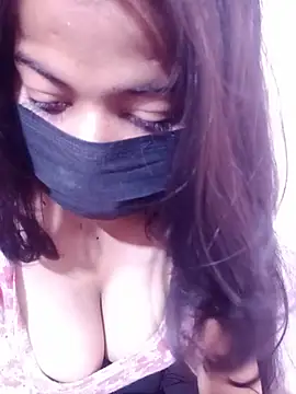 Snapshot of Dimpi_0 chatting on July 7, 8:18 am Dimpi 0 online show from July 7, 8:18 am
