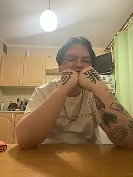 Hannma48 online show from April 25, 8:39 pm