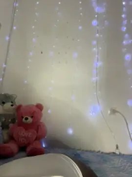 Snapshot of SpicySweetie chatting on May 30, 10:29 pm SpicySweetie online show from May 30, 10:29 pm