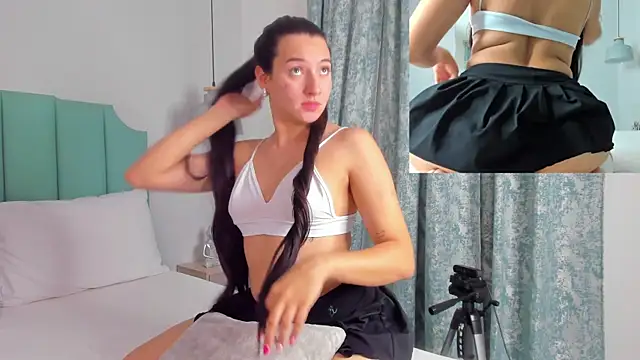 Snapshot of ashley_winterss chatting on July 28, 2:13 pm ashley winterss online show from July 28, 2:13 pm