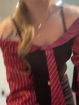 Lina-420 online show from May 5, 7:44 pm