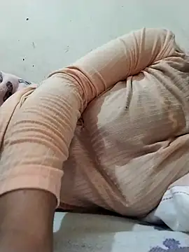 Zi90m online show from April 28, 6:57 pm