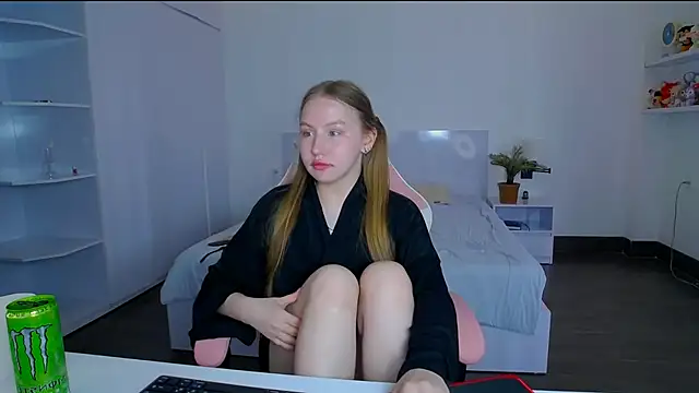 Crystal Line online show from April 27, 5:05 am