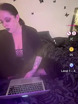 Snapshot of tacyeannxo chatting on July 29, 12:20 am tacyeannxo online show from July 29, 12:20 am