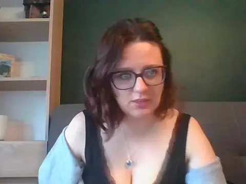 Snapshot of sensual_paris chatting on May 12, 5:37 am sensual paris online show from May 12, 5:37 am