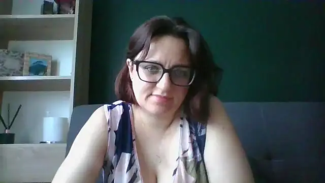 Snapshot of sensual_paris chatting on July 16, 5:35 am sensual paris online show from July 16, 5:35 am