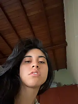 Snapshot of mia_moonna chatting on June 21, 1:57 pm mia moonna online show from June 21, 1:57 pm