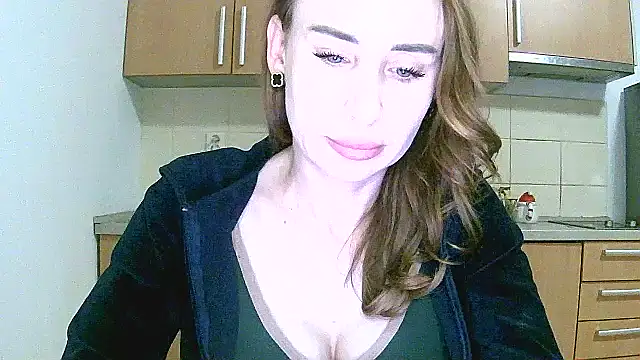 GlarysLoveresx online show from May 14, 7:53 pm