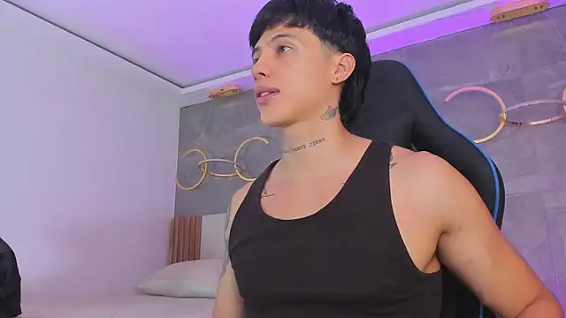 im bela online show from June 18, 2:56 am