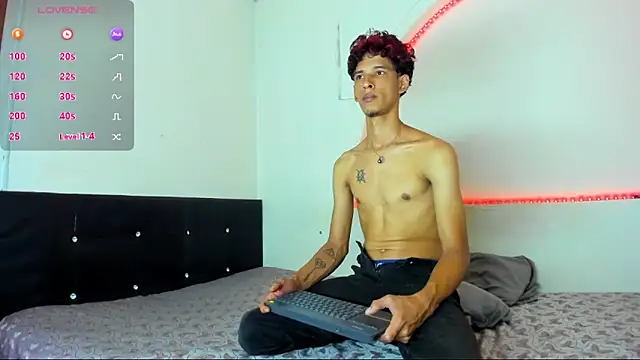 liammendoza98 online show from June 3, 2:33 pm