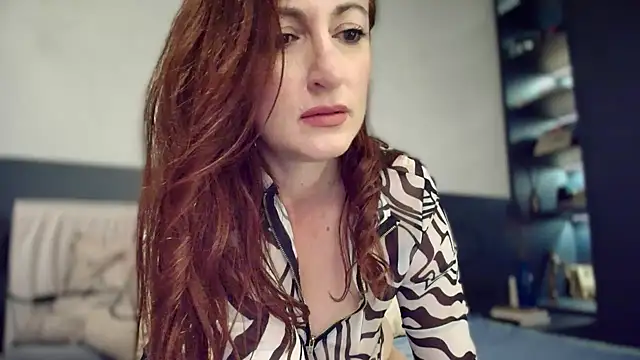 Snapshot of Peachy_ chatting on December 23, 9:27 am Peachy online show from December 23, 9:27 am