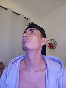 rada200722 online show from April 27, 12:36 pm