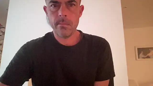 Riccardo86xx online show from May 5, 3:47 am