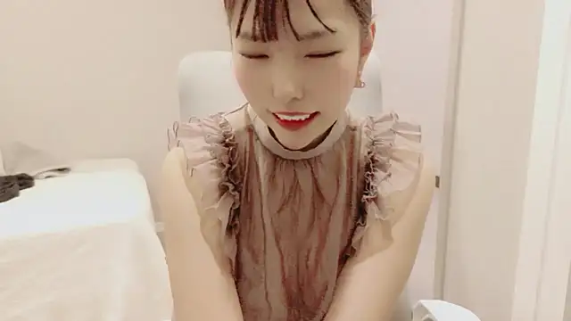 Snapshot of hono__38 chatting on May 30, 6:10 am hono 38 online show from May 30, 6:10 am