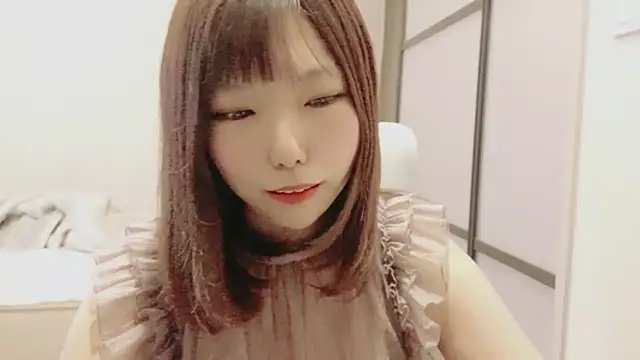 Snapshot of hono__38 chatting on June 18, 6:24 am hono 38 online show from June 18, 6:24 am