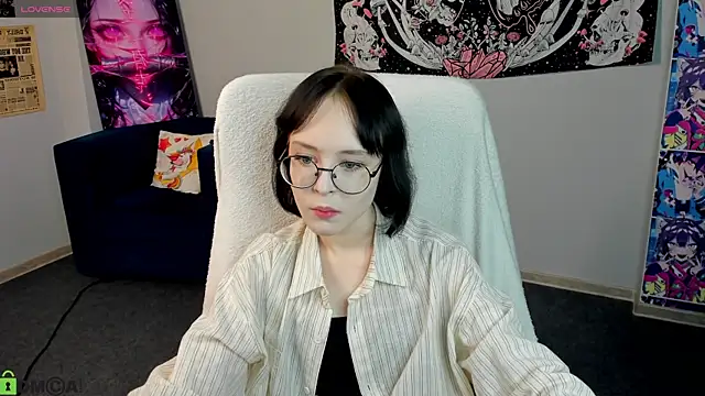 Lilac-Muse online show from June 25, 11:37 am