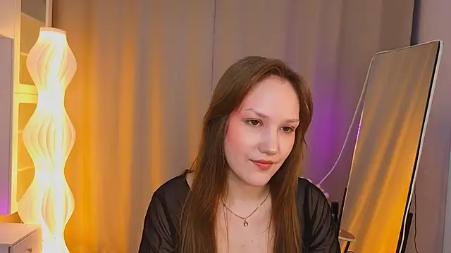 Snapshot of GitaBitetto chatting on May 28, 6:16 pm GitaBitetto online show from May 28, 6:16 pm