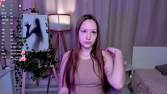 Snapshot of GitaBitetto chatting on June 14, 7:21 am GitaBitetto online show from June 14, 7:21 am