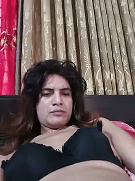 Snapshot of SexyShila-97 chatting on May 24, 7:02 am SexyShila-97 online show from May 24, 7:02 am