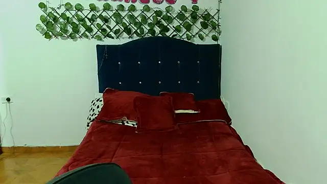 Snapshot of MoonCampbell_ chatting on June 17, 11:49 pm MoonCampbell online show from June 17, 11:49 pm