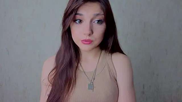 Snapshot of georgymaryhi chatting on June 16, 5:48 pm georgymaryhi online show from June 16, 5:48 pm