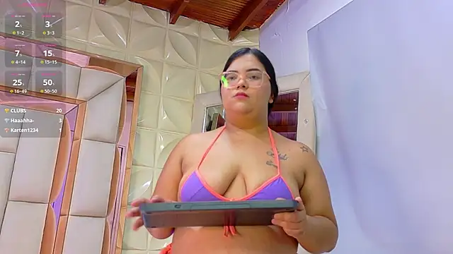 Snapshot of Aria_bbw22 chatting on July 24, 7:23 pm Aria bbw22 online show from July 24, 7:23 pm