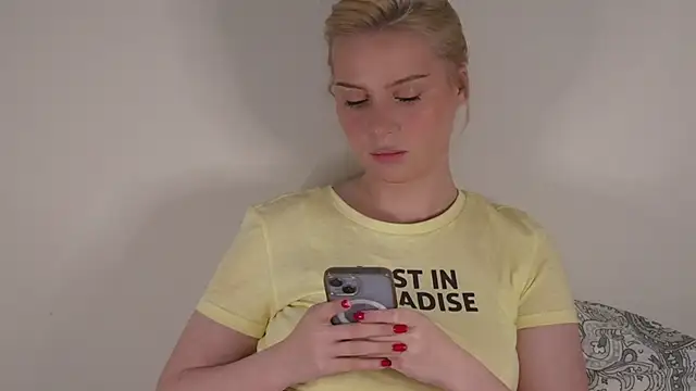 Snapshot of SweetPunisherr chatting on July 2, 4:57 pm SweetPunisherr online show from July 2, 4:57 pm