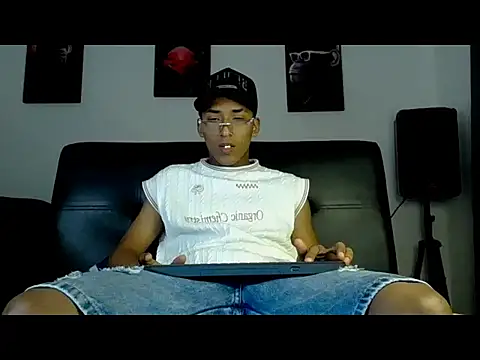 Snapshot of jack_vega1 chatting on May 6, 7:46 am jack vega1 online show from May 6, 7:46 am