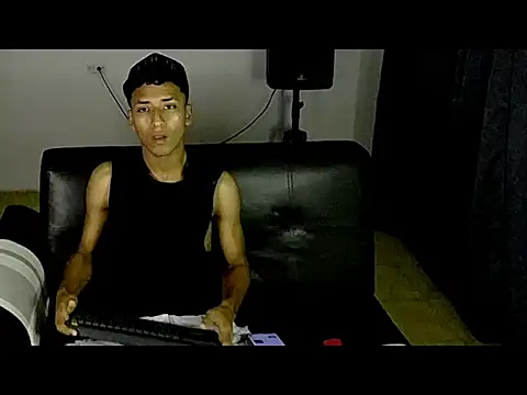 Snapshot of jack_vega1 chatting on May 15, 10:44 am jack vega1 online show from May 15, 10:44 am