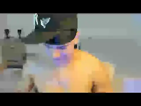Snapshot of sant_wahlberg chatting on May 16, 12:29 am sant wahlberg online show from May 16, 12:29 am