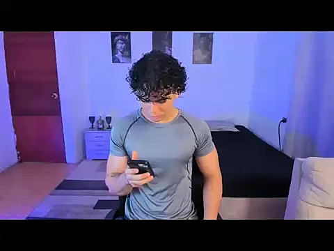 Snapshot of mateo_jack chatting on July 8, 2:21 pm mateo jack online show from July 8, 2:21 pm