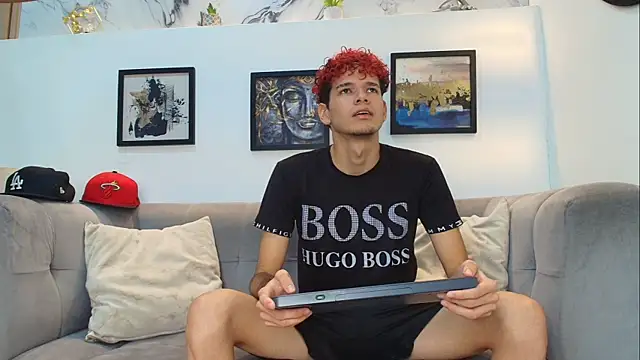 Snapshot of KING_BOYS2026 chatting on July 31, 7:35 pm KING BOYS2026 online show from July 31, 7:35 pm