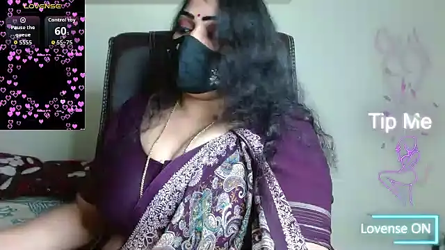 Snapshot of telugu_pillapreethi chatting on June 20, 5:49 pm telugu pillapreethi online show from June 20, 5:49 pm