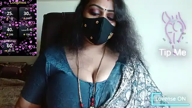 Snapshot of telugu_pillapreethi chatting on July 21, 4:09 pm telugu pillapreethi online show from July 21, 4:09 pm