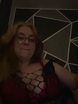 valeriaspice23 online show from June 7, 8:45 pm
