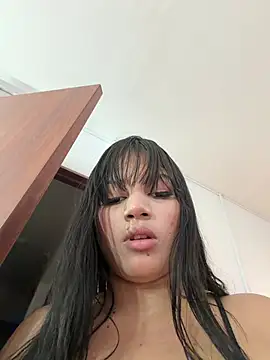 Snapshot of Mulan_rousse chatting on July 31, 10:53 pm Mulan rousse online show from July 31, 10:53 pm