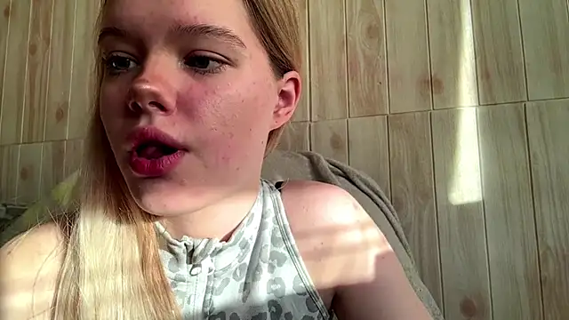 Malinwitch online show from June 10, 3:22 pm