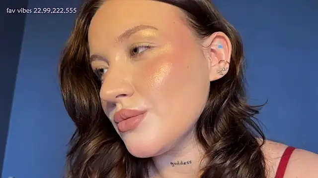 elegant curves online show from July 22, 1:58 pm