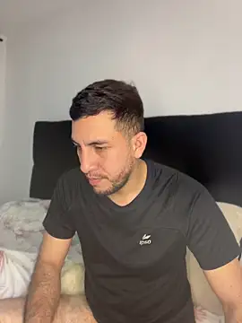 Snapshot of Alessandro_secret chatting on June 2, 8:11 pm Alessandro secret online show from June 2, 8:11 pm