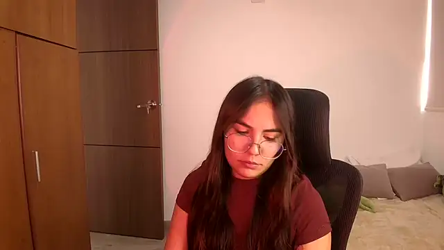abbyyandmaxx online show from July 17, 4:45 pm