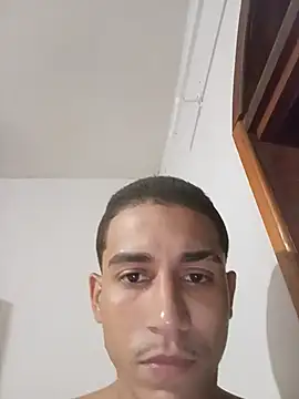 Snapshot of gui_carioca7 chatting on July 1, 3:52 am gui carioca7 online show from July 1, 3:52 am