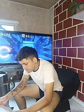 Max Zambler online show from May 25, 5:08 pm