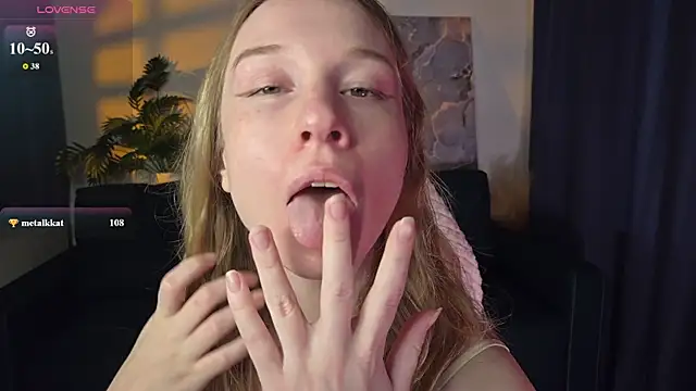 Eve Sin online show from June 26, 3:11 am