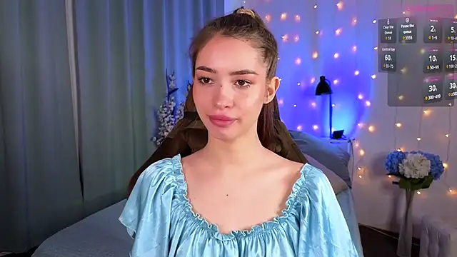 Monica Venom online show from June 1, 1:57 pm