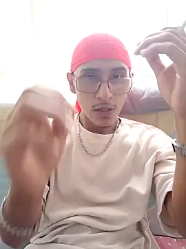 Lil black009 online show from May 11, 2:23 pm
