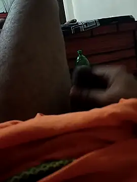 Snapshot of Rohit657600 chatting on July 23, 9:35 pm Rohit657600 online show from July 23, 9:35 pm