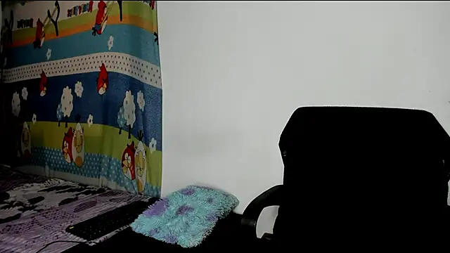 Snapshot of Vannellope_vladimir chatting on June 1, 1:13 pm Vannellope vladimir online show from June 1, 1:13 pm