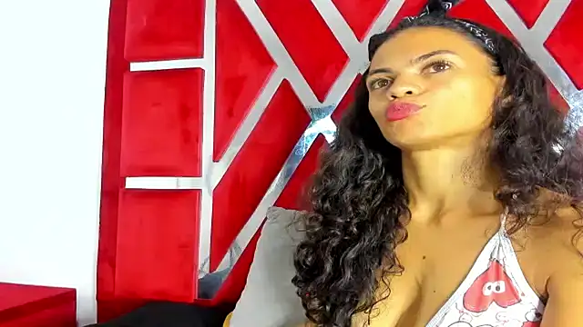 cristalxht online show from June 5, 6:52 am