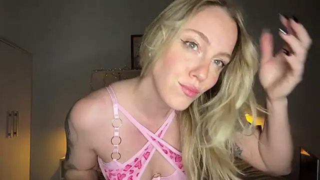 sweetemma x online show from May 10, 2:06 am
