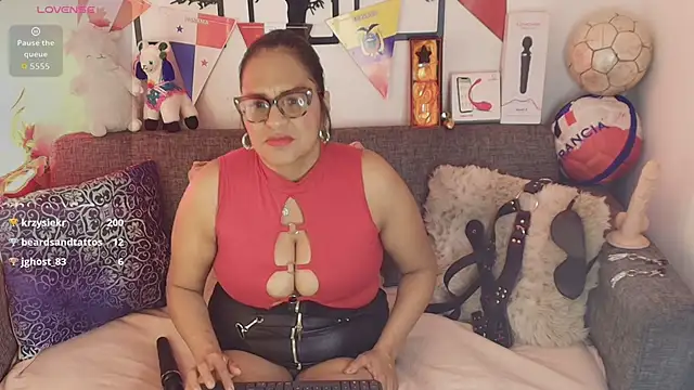 Snapshot of Angelabrowm chatting on June 29, 3:35 am Angelabrowm online show from June 29, 3:35 am